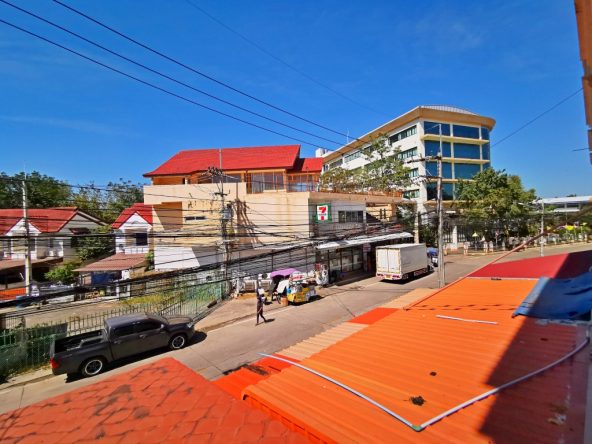 Коммерция_Восточная Паттайя