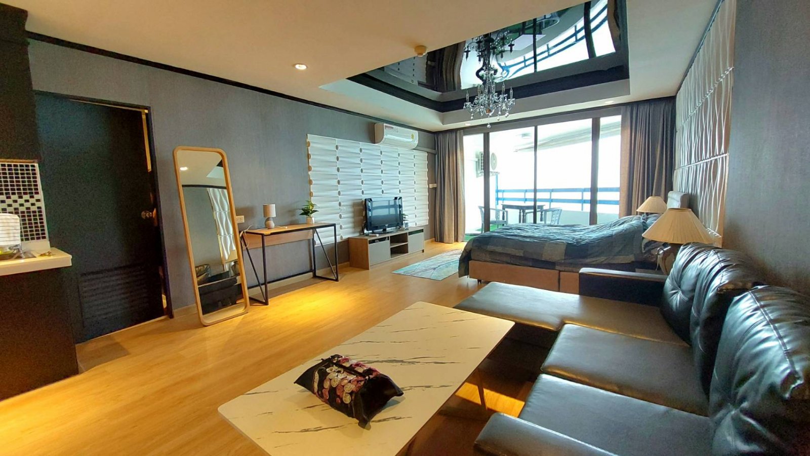 Студия_Jomtien Plaza Condotel_10