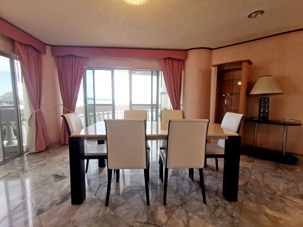 Квартира_Silver Beach Condominium