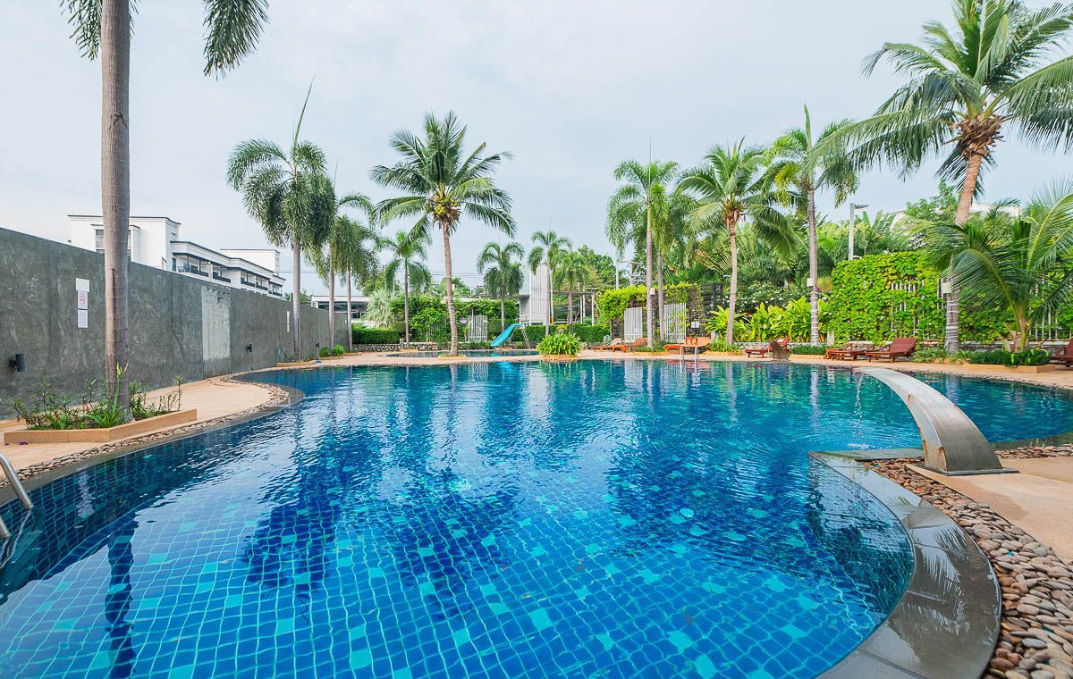 ad_hyatt_condo_wongamat_pattaya