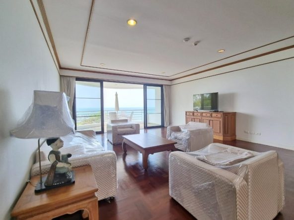 Квартира_Royal Cliff Condominium