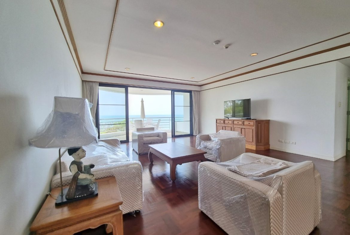 Квартира_Royal Cliff Condominium