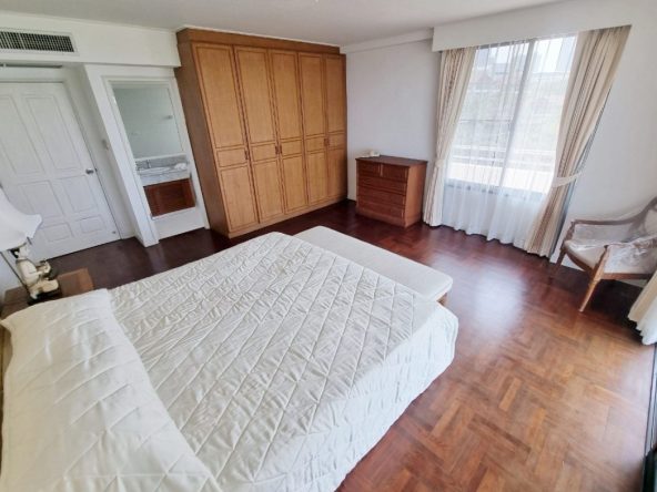 Квартира_Royal Cliff Condominium