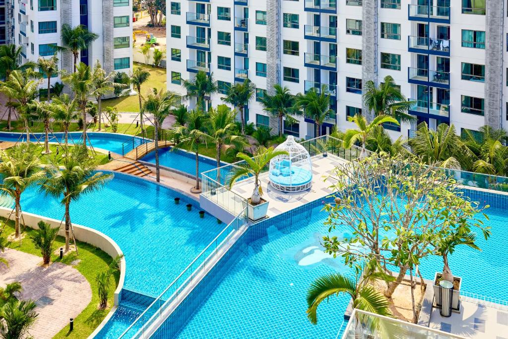 Arcadia_Beach_Resort_Condominium_Pattaya