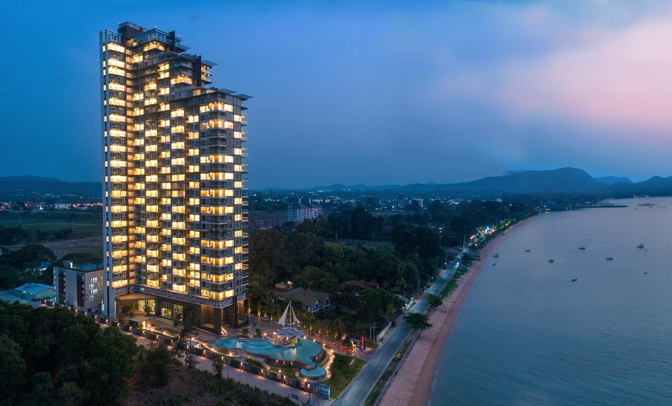 Del_Mare_Bangsaray_Beachfront_Pattaya