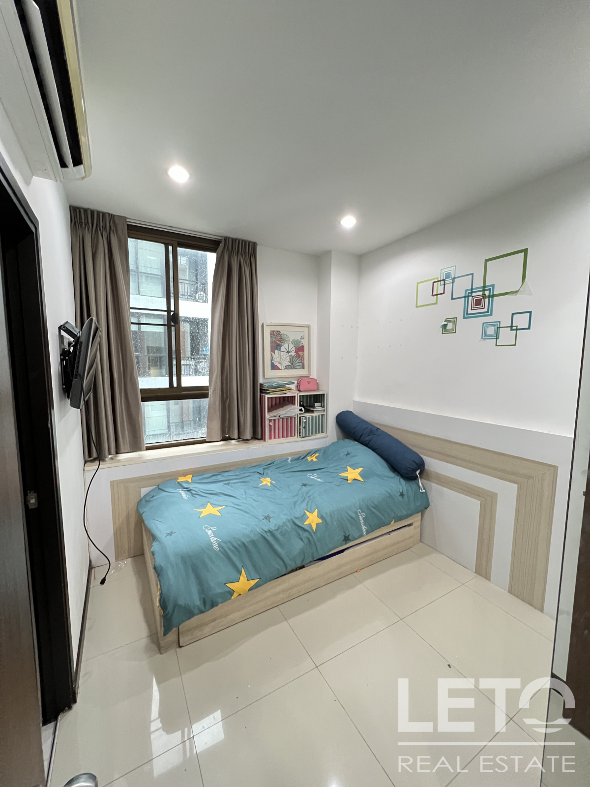 Квартира _2 спальни_72м2_Naiharn Beach Condo_11