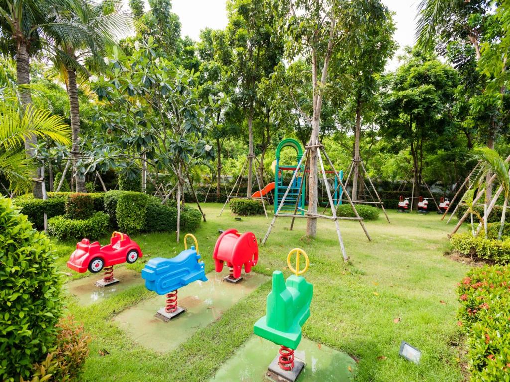Dusit-grand-condo-view-playground