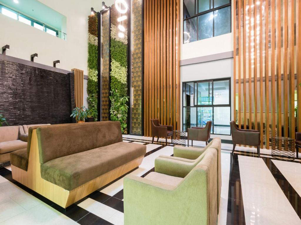 Dusit-grand-condo-view-hall