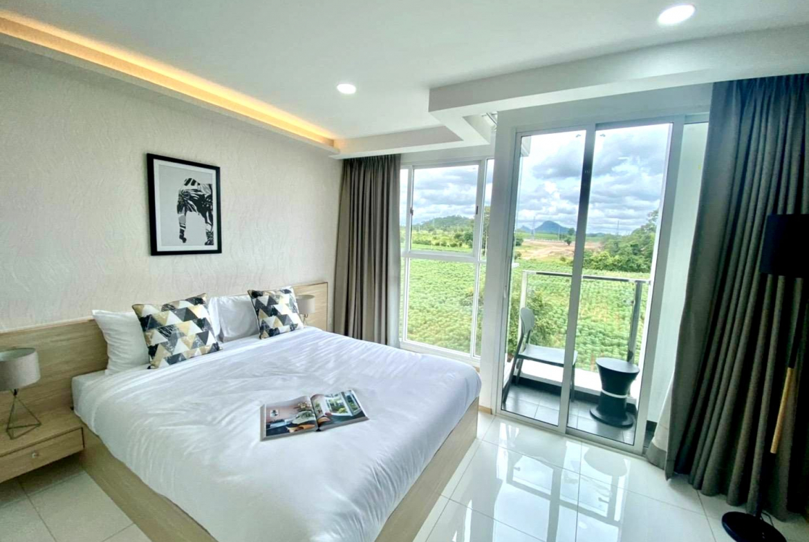 Студия_E Condo BangSaray