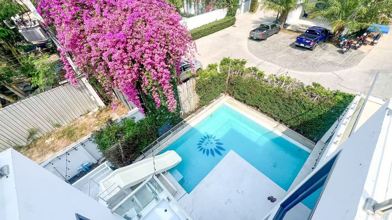 Вилла_Palm Spring Villa_2