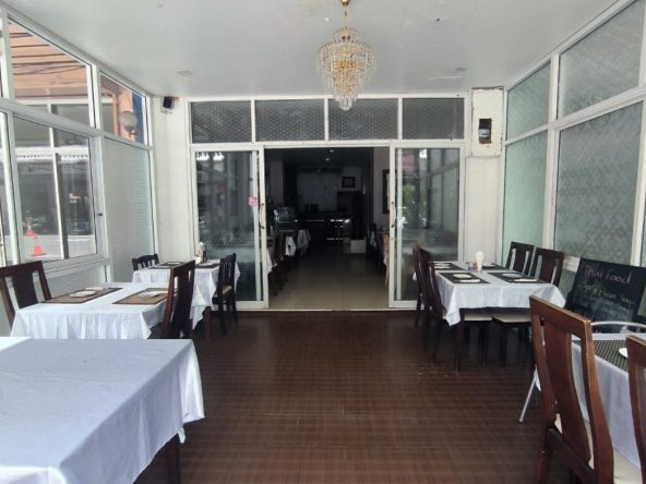 Коммерция_Джомтьен