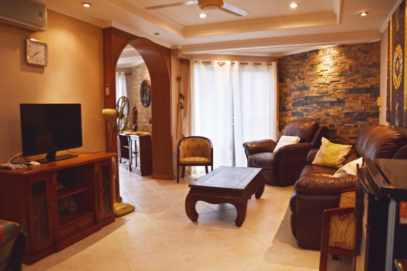 Квартира_Jomtien Beach Condo (Rimhaad)
