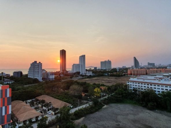 Квартира_La Santir Condominium