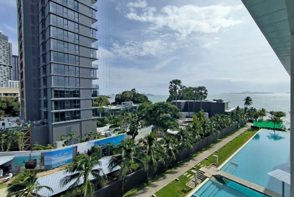Квартира_Ananya Beachfront Condominium