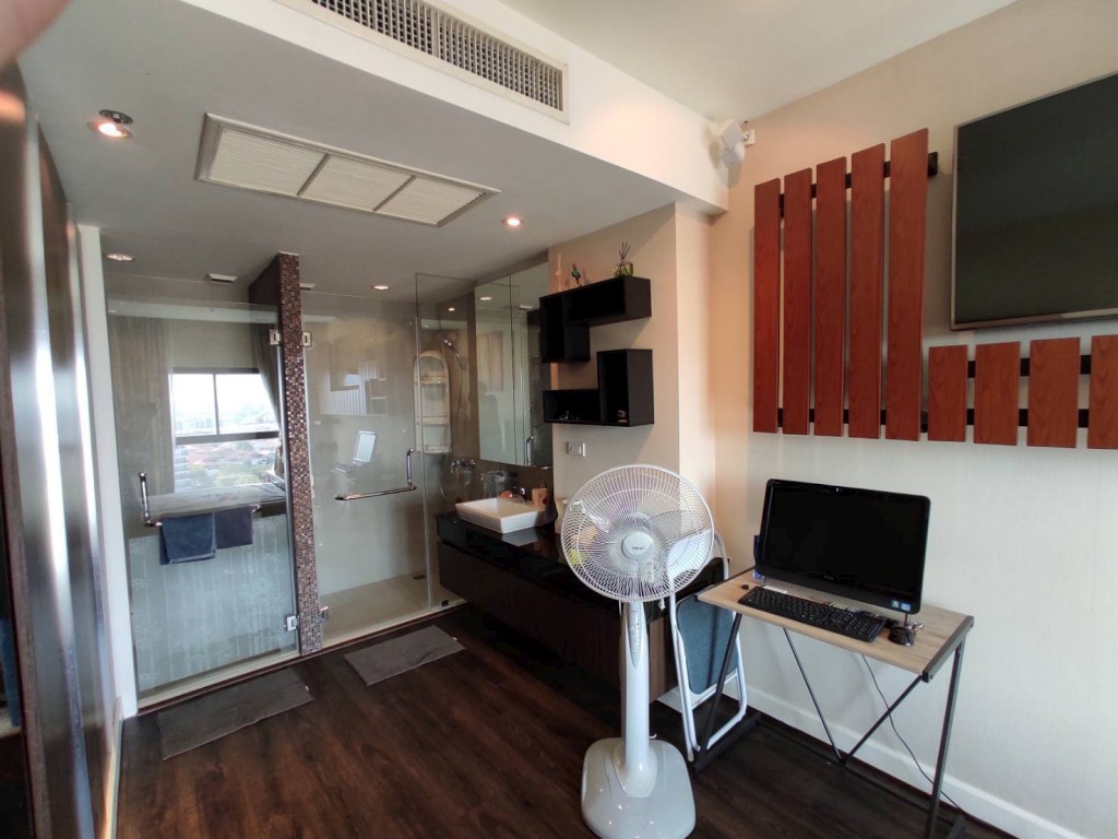 Квартира_The Axis Condo_14