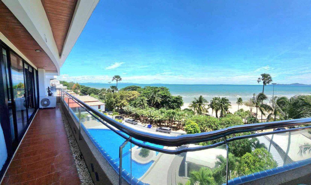 Квартира_Baan Haad U Thong condominium