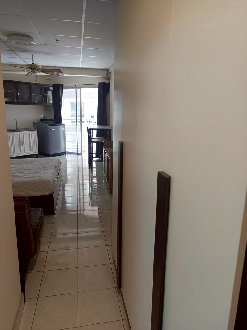 Студия __27м2_Jomtien Beach Condo (Rimhaad)_2