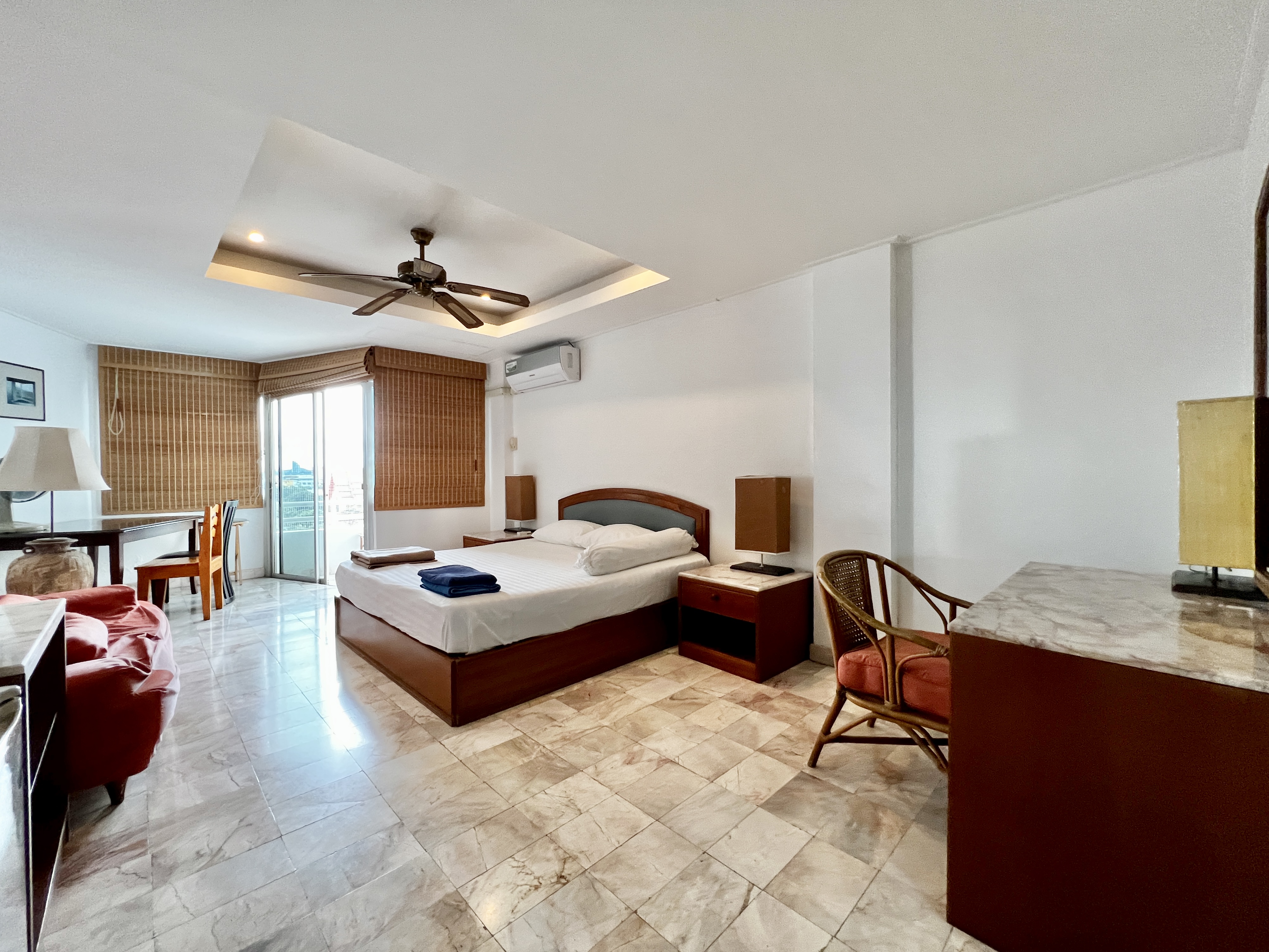 Студия __40м2_Somphong Condotel_2