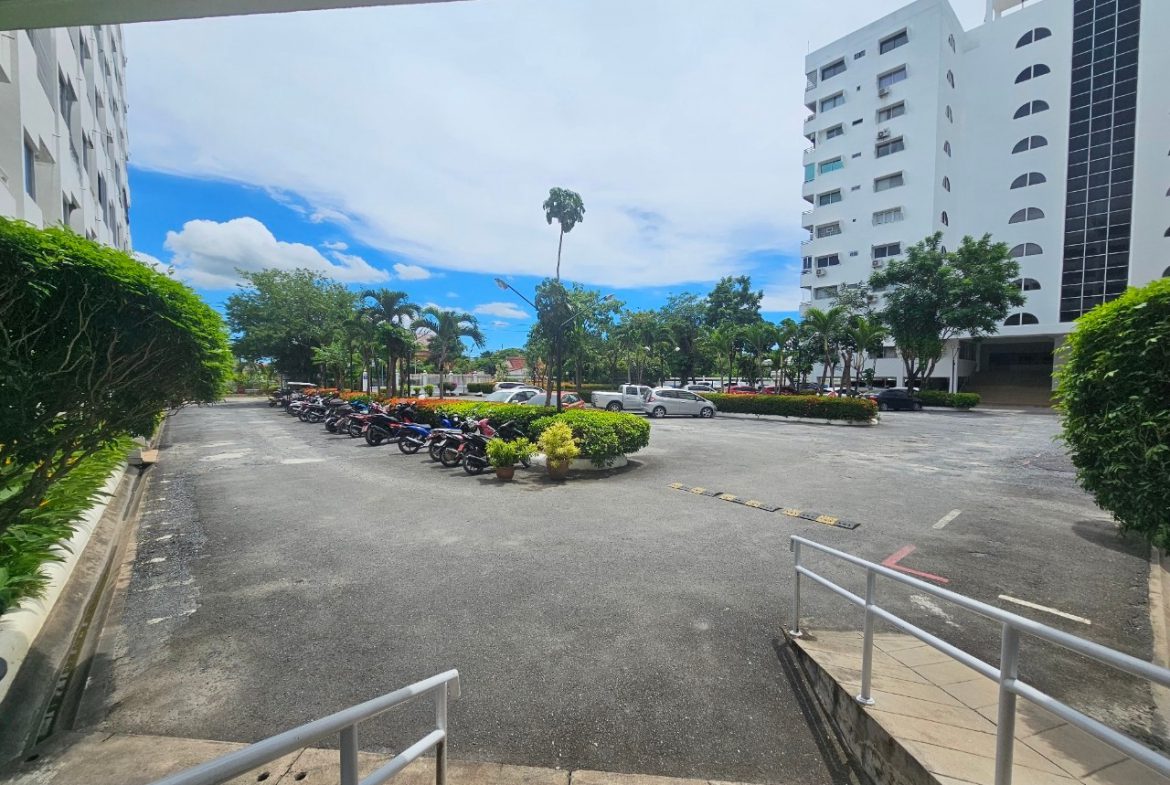 Студия_Sompong Condo_13