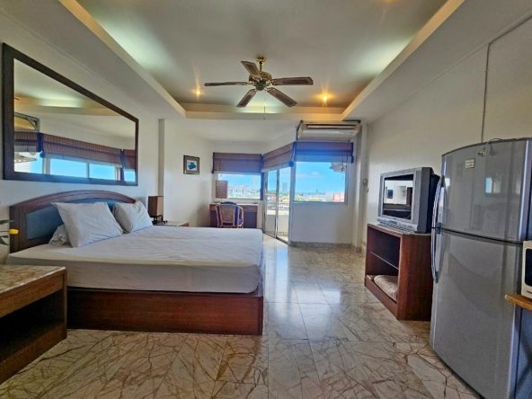 Студия_Sompong Condo_3
