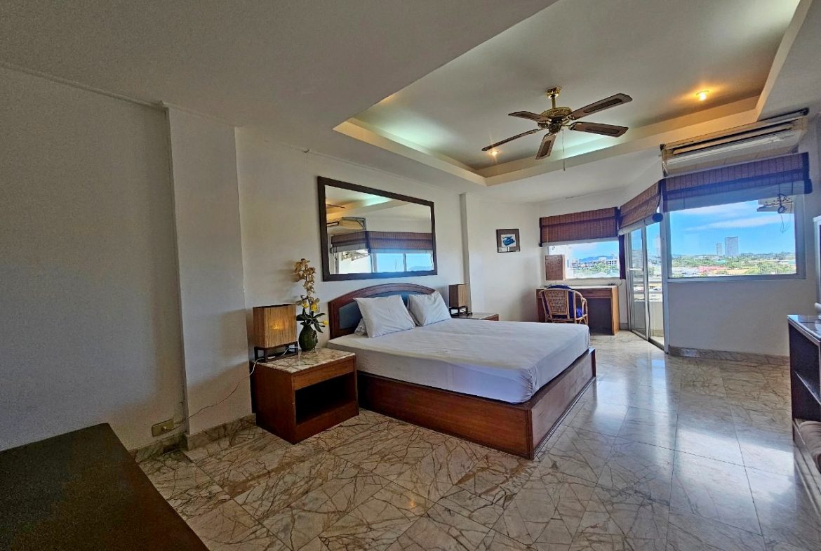 Студия_Sompong Condo_4