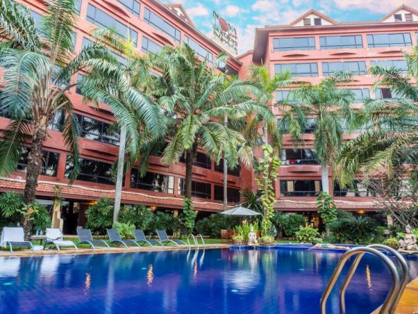 Коммерция_Nova Park Hotel