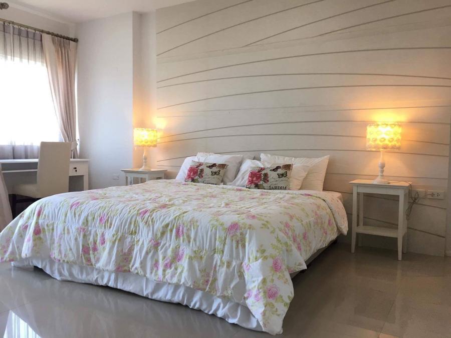 Квартира_A.D. Hyatt Condo_11