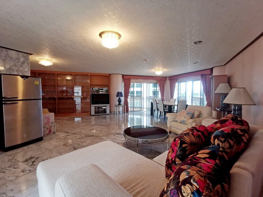 Квартира_Silver Beach Condominium_7