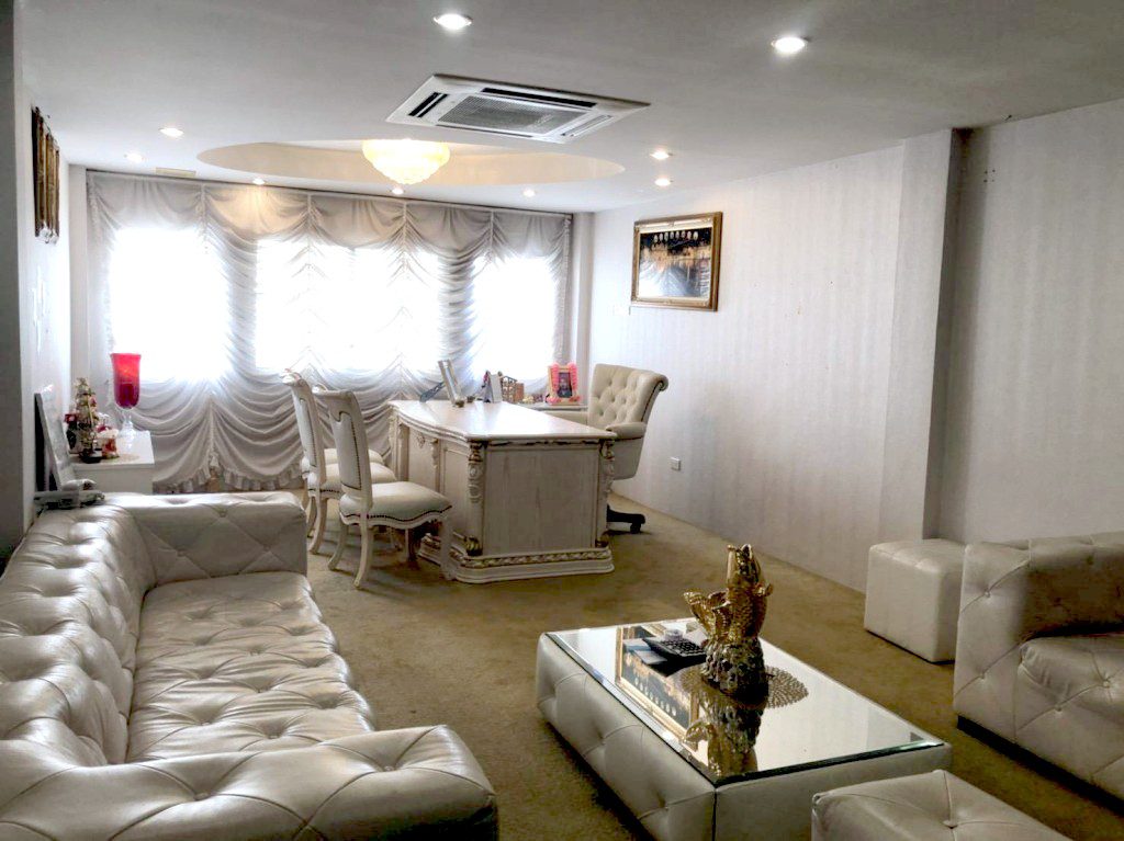 Коммерция_Rattanakorn Centerpoint