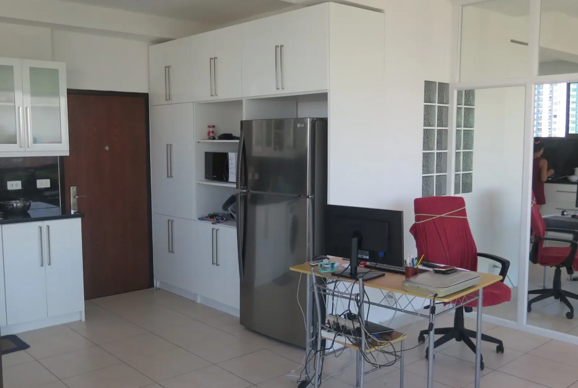 Квартира_Thepthip Mansion_6