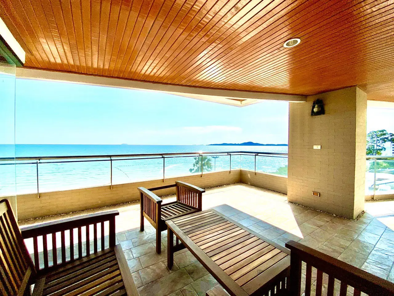 Квартира_Baan Haad UThong condominium