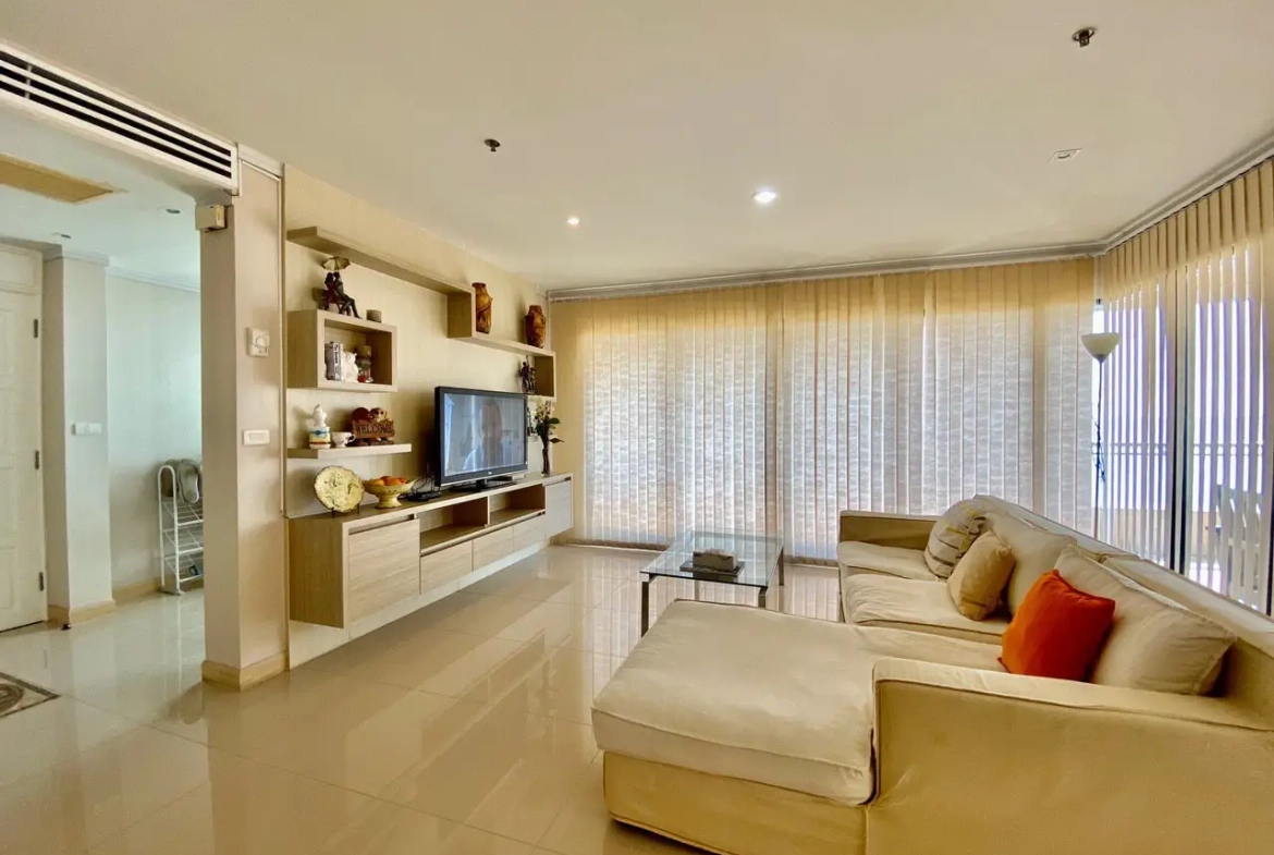 Квартира_Baan Haad UThong condominium_4