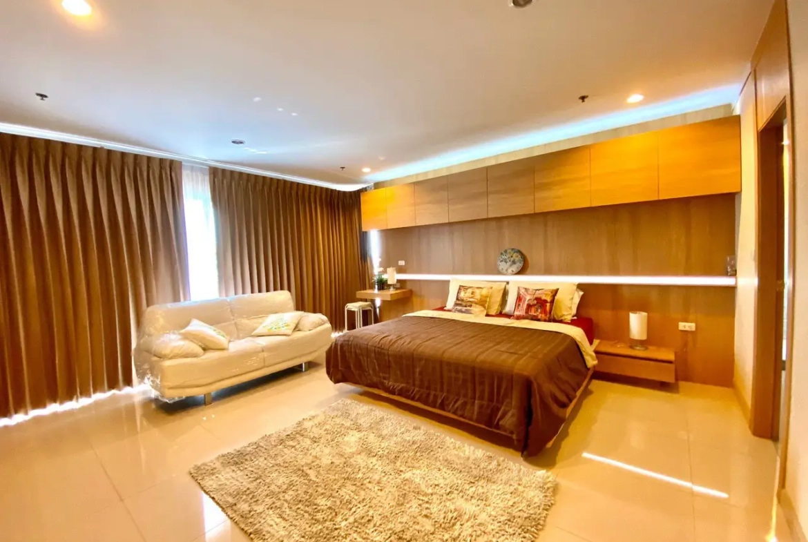 Квартира_Baan Haad UThong condominium_9
