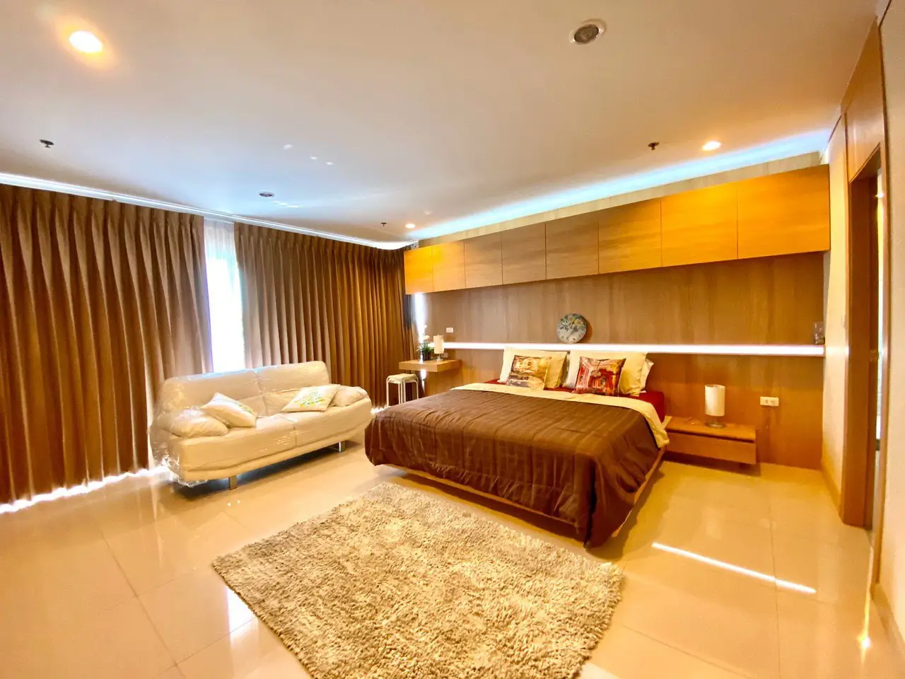 Квартира_Baan Haad UThong condominium_9