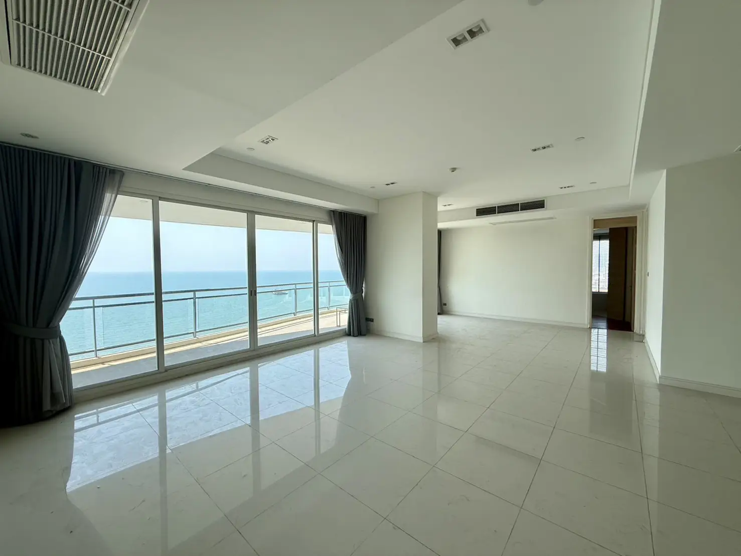 Квартира_Reflection Jomtien Beach Pattaya_4