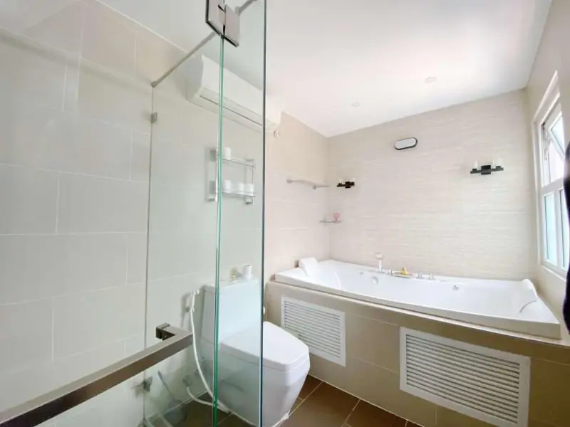 Квартира_Baan Haad UThong condominium_6