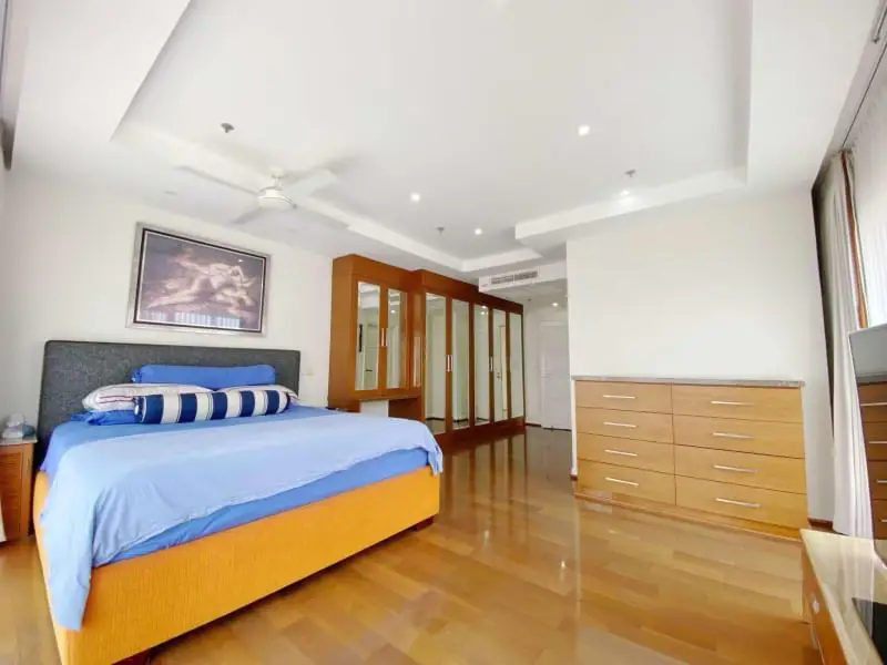 Квартира_Baan Haad UThong condominium_7