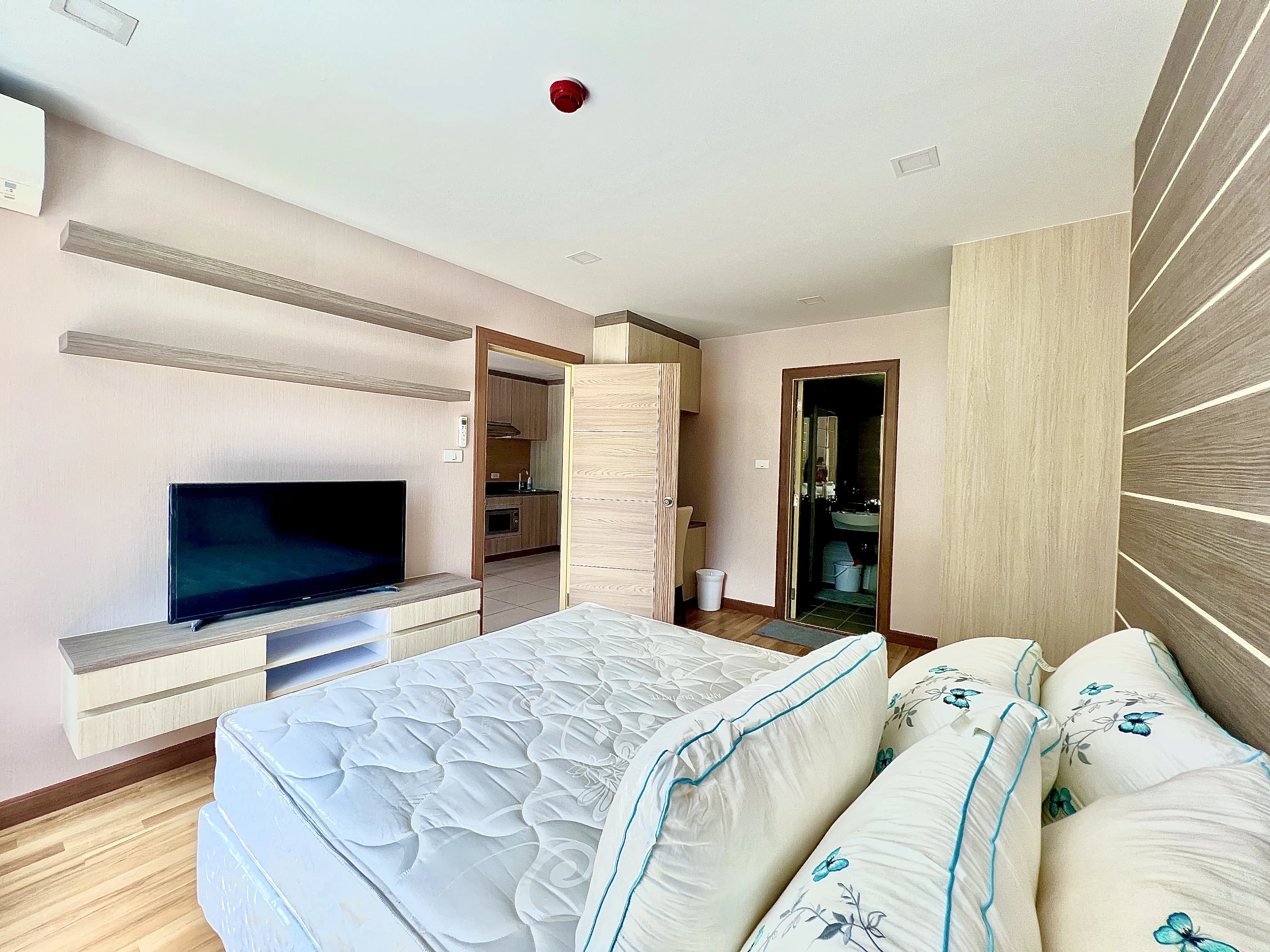 Квартира_Whale Marina Condo_8