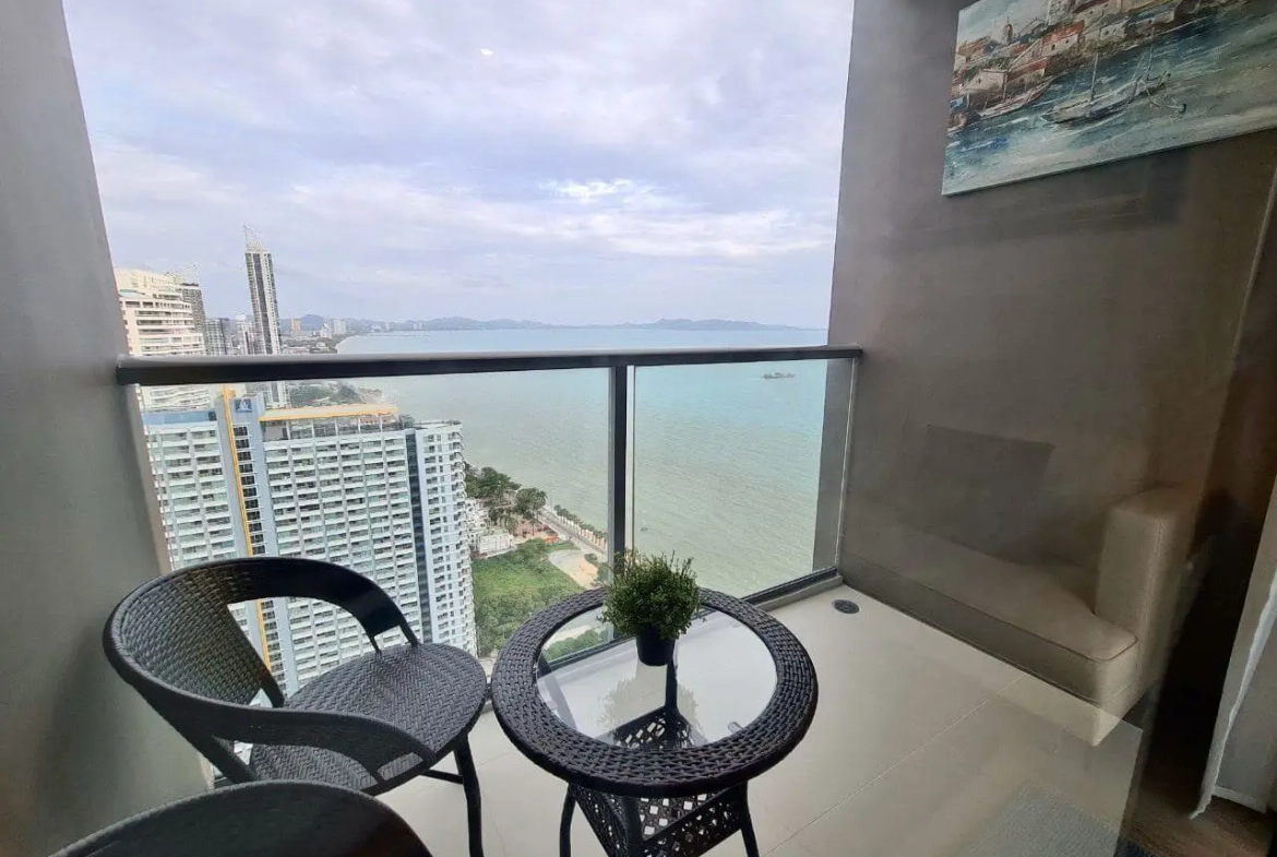 Квартира_Aeras Condo_5