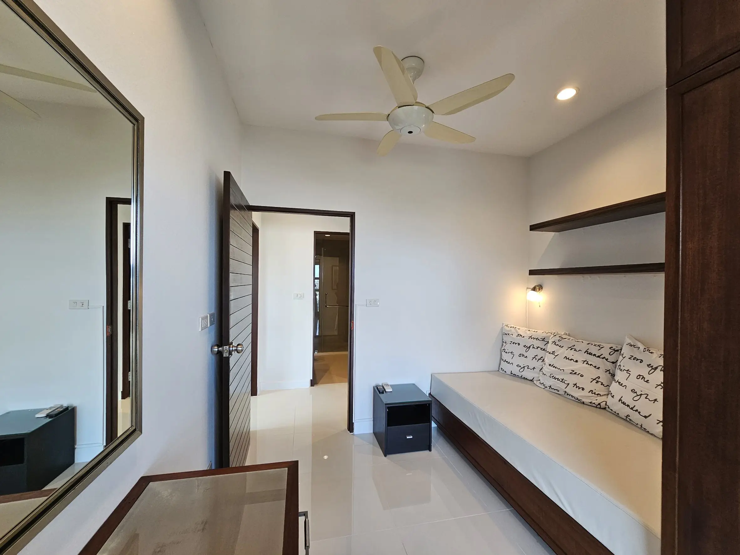 Квартира_The Axis Condo_8