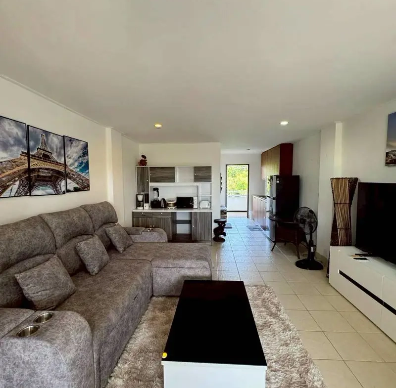 Квартира_Somphong Condotel_11