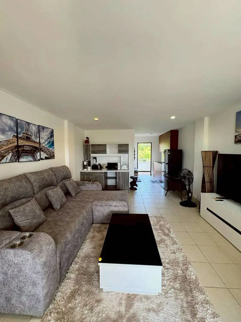 Квартира_Somphong Condotel_11