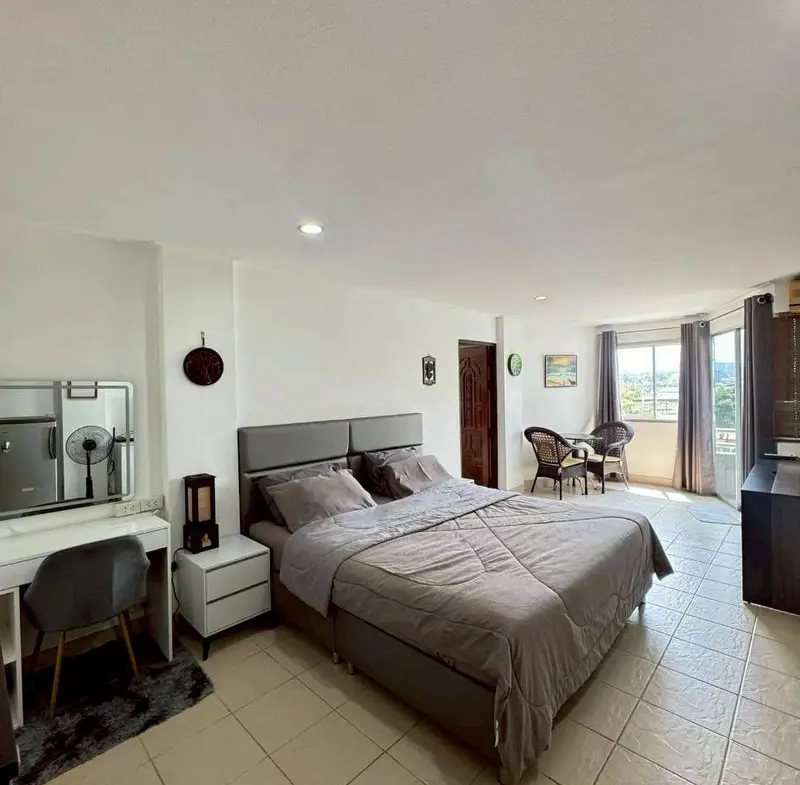 Квартира_Somphong Condotel_13