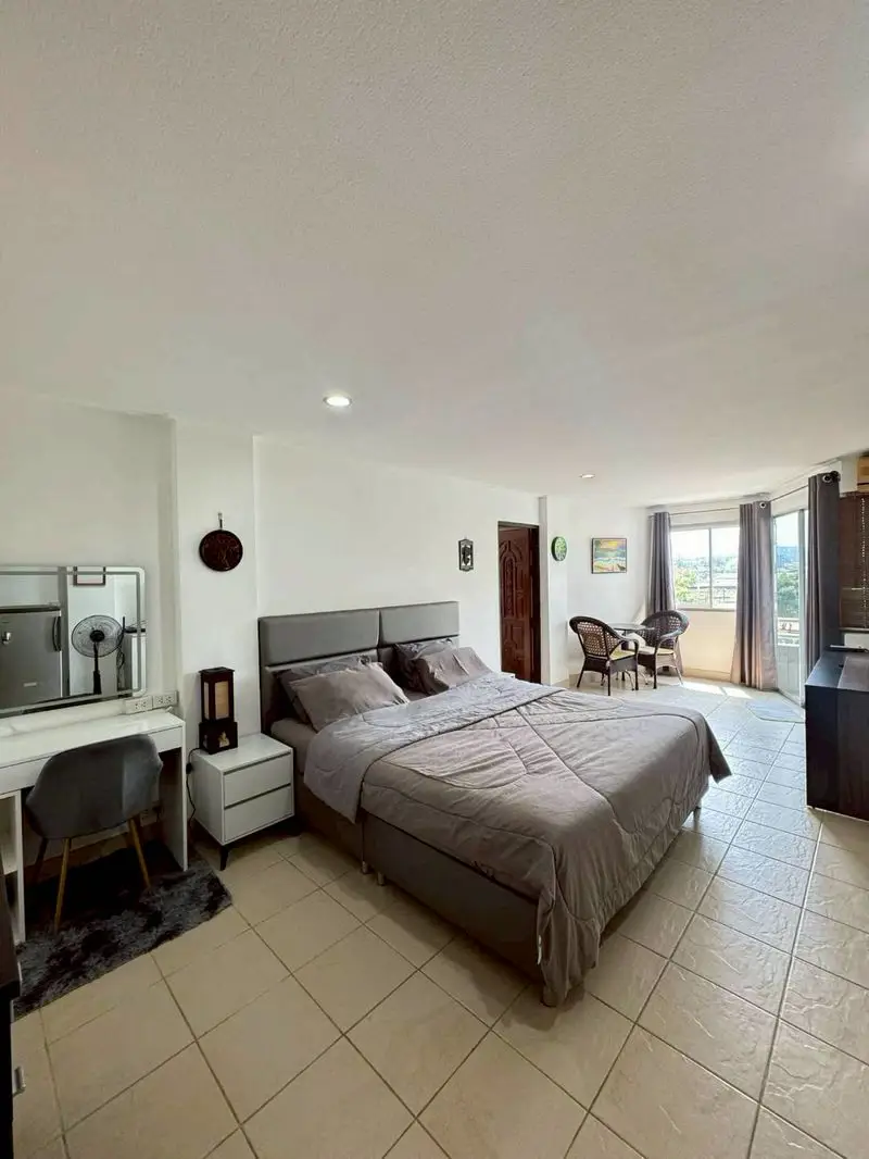 Квартира_Somphong Condotel_13