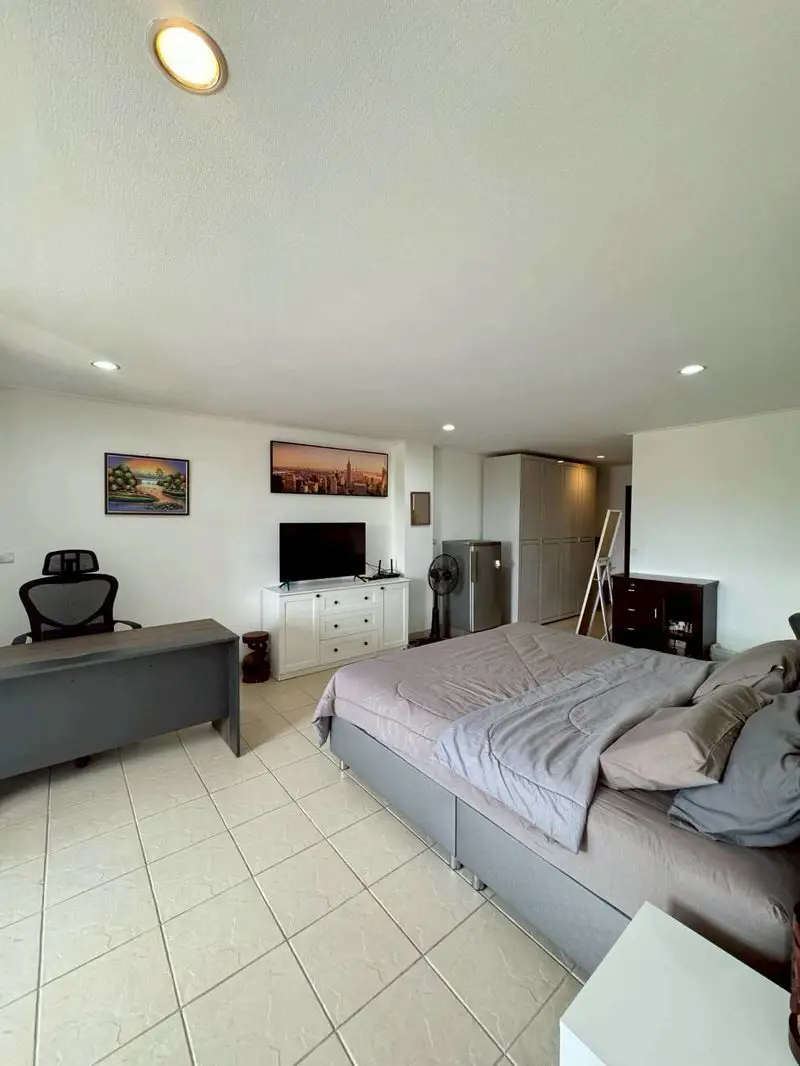 Квартира_Somphong Condotel_9