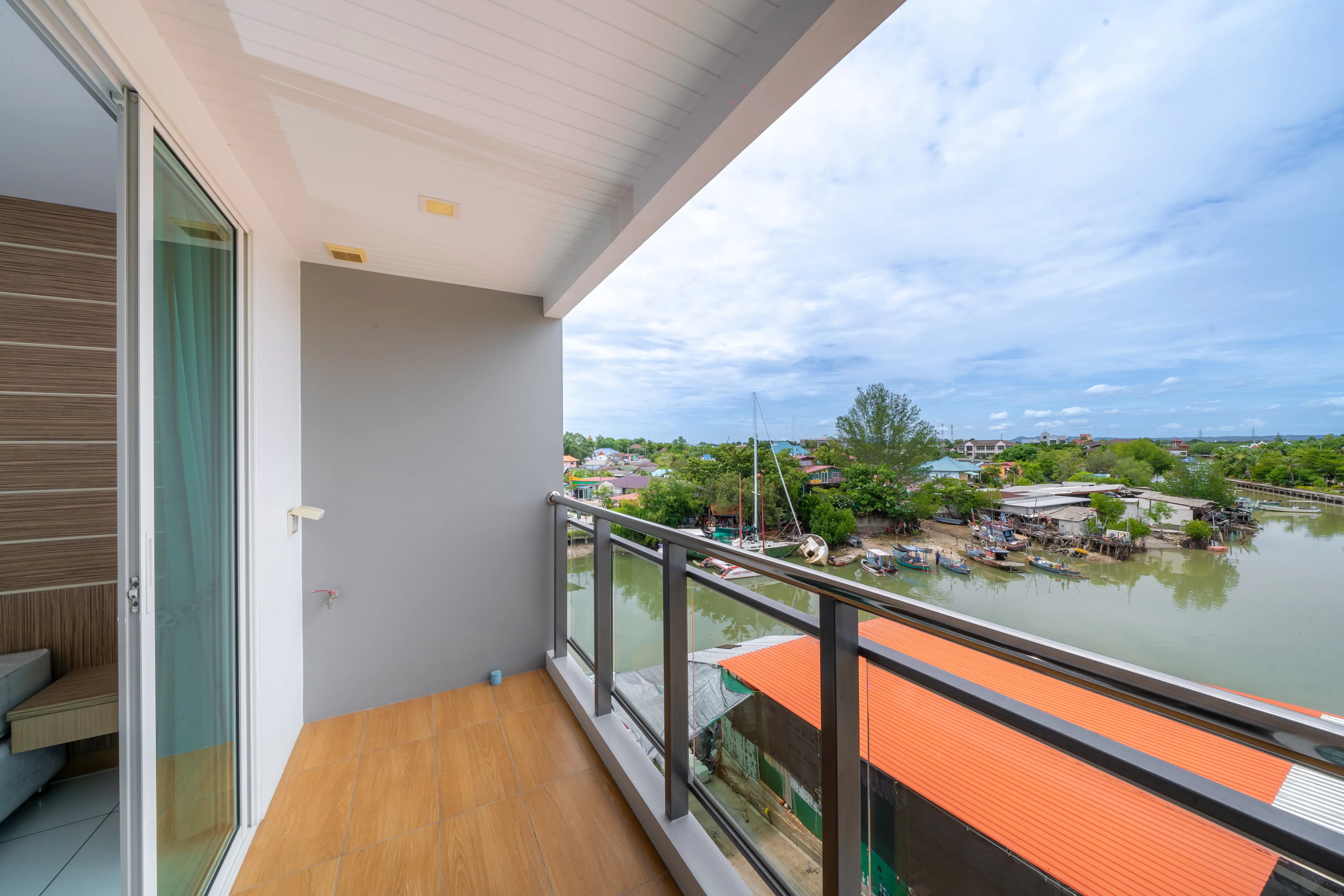 Квартира_Whale Marina Condo_13