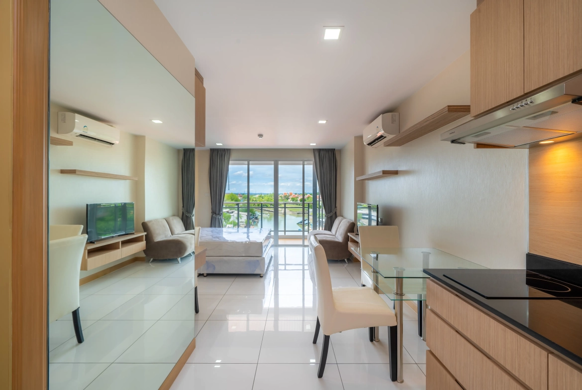 Квартира_Whale Marina Condo_10