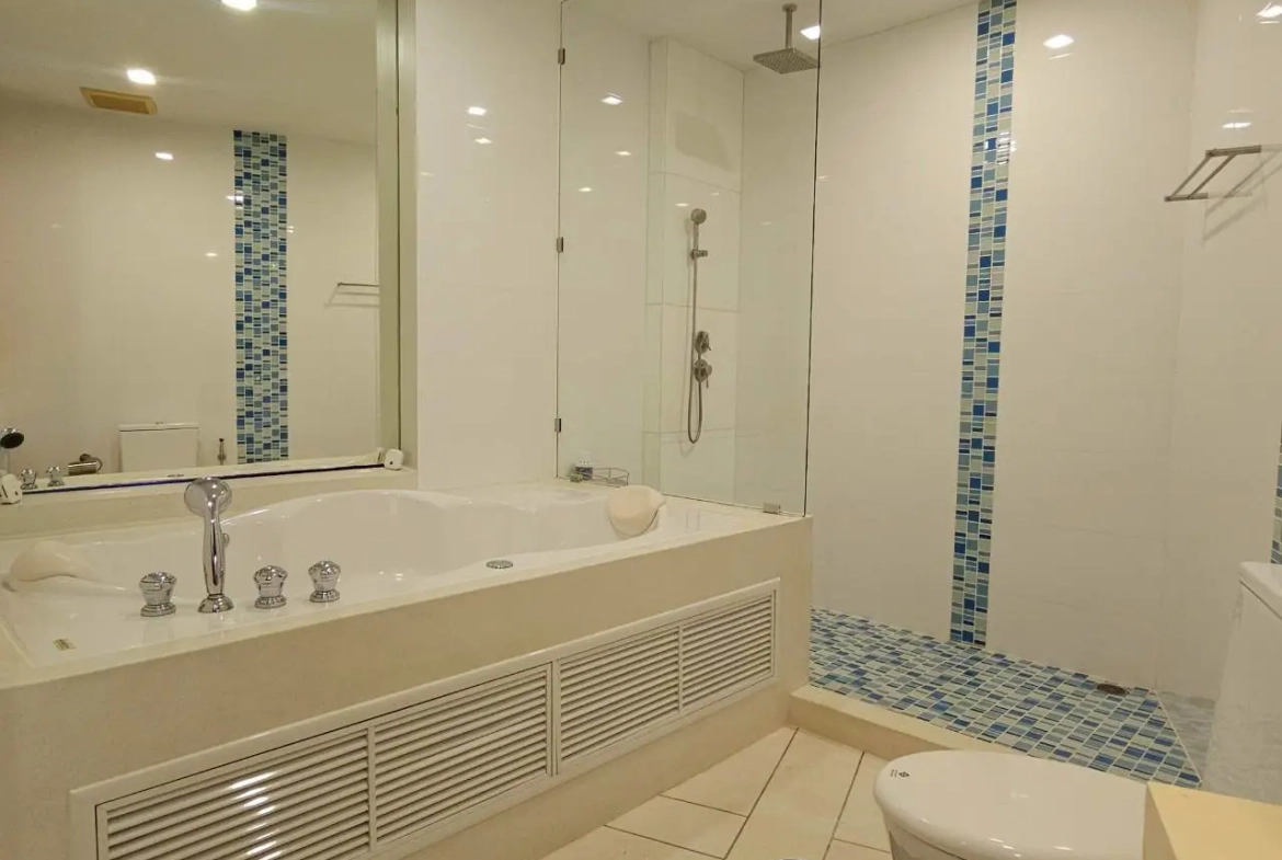 Квартира_Ananya Beachfront Condominium_5