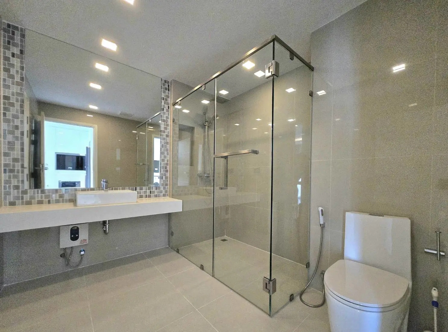 Квартира_One Tower Pratumnak_10