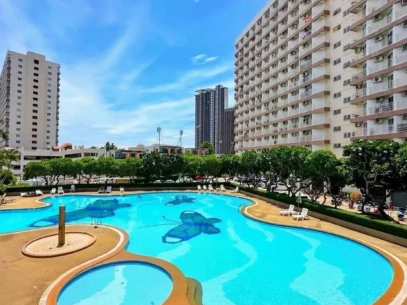 Квартира_Jomtien Beach Condo (Rimhaad)